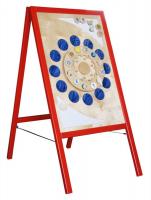 Мобильная стойка предназначена для удобного хранения до десяти заменяемых игровых панелей.