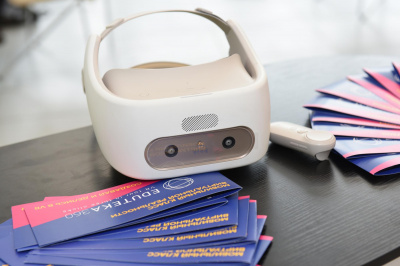 Мобильный класс виртуальной реальности VR Premium Box
